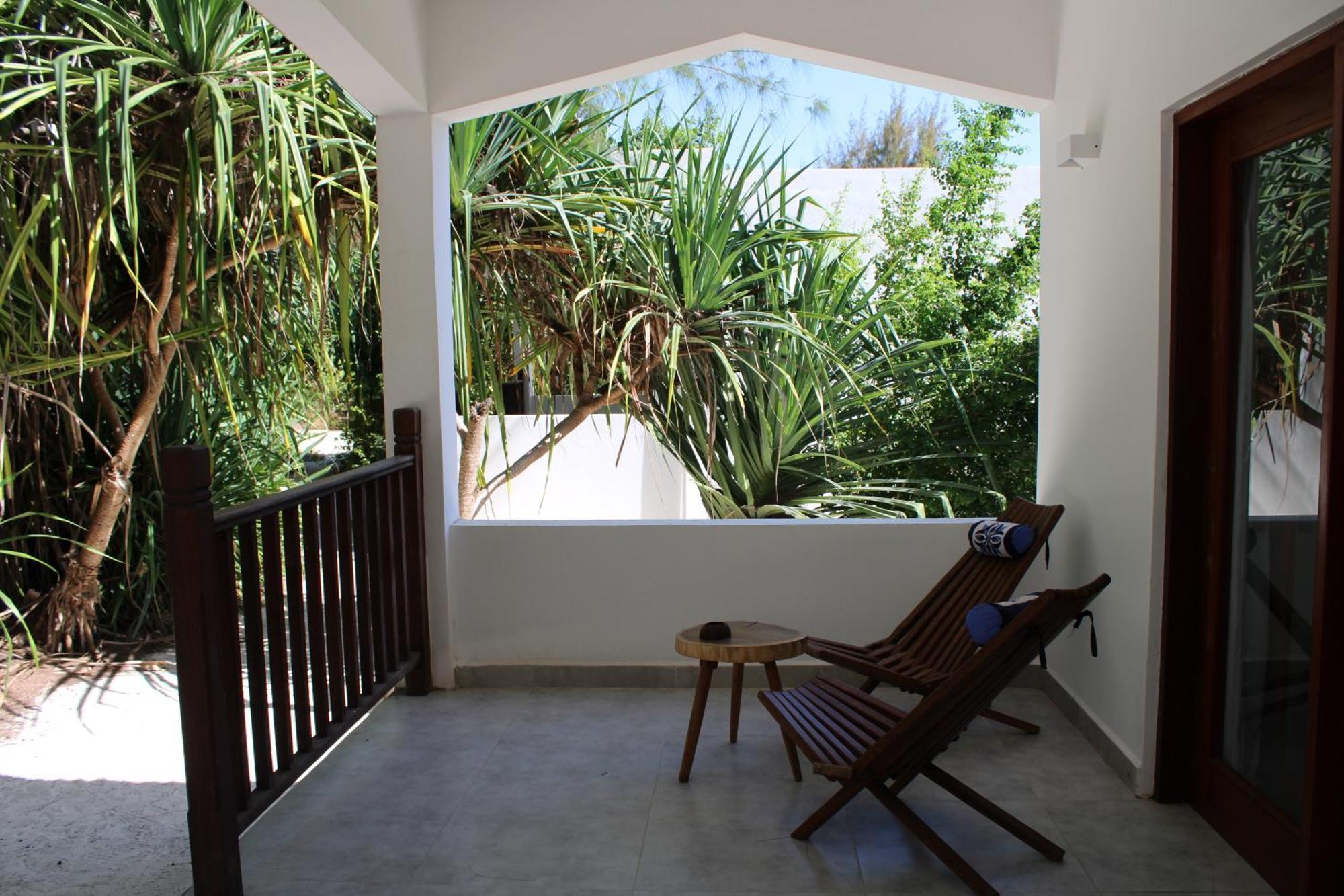 Kivuli Hotel 4*