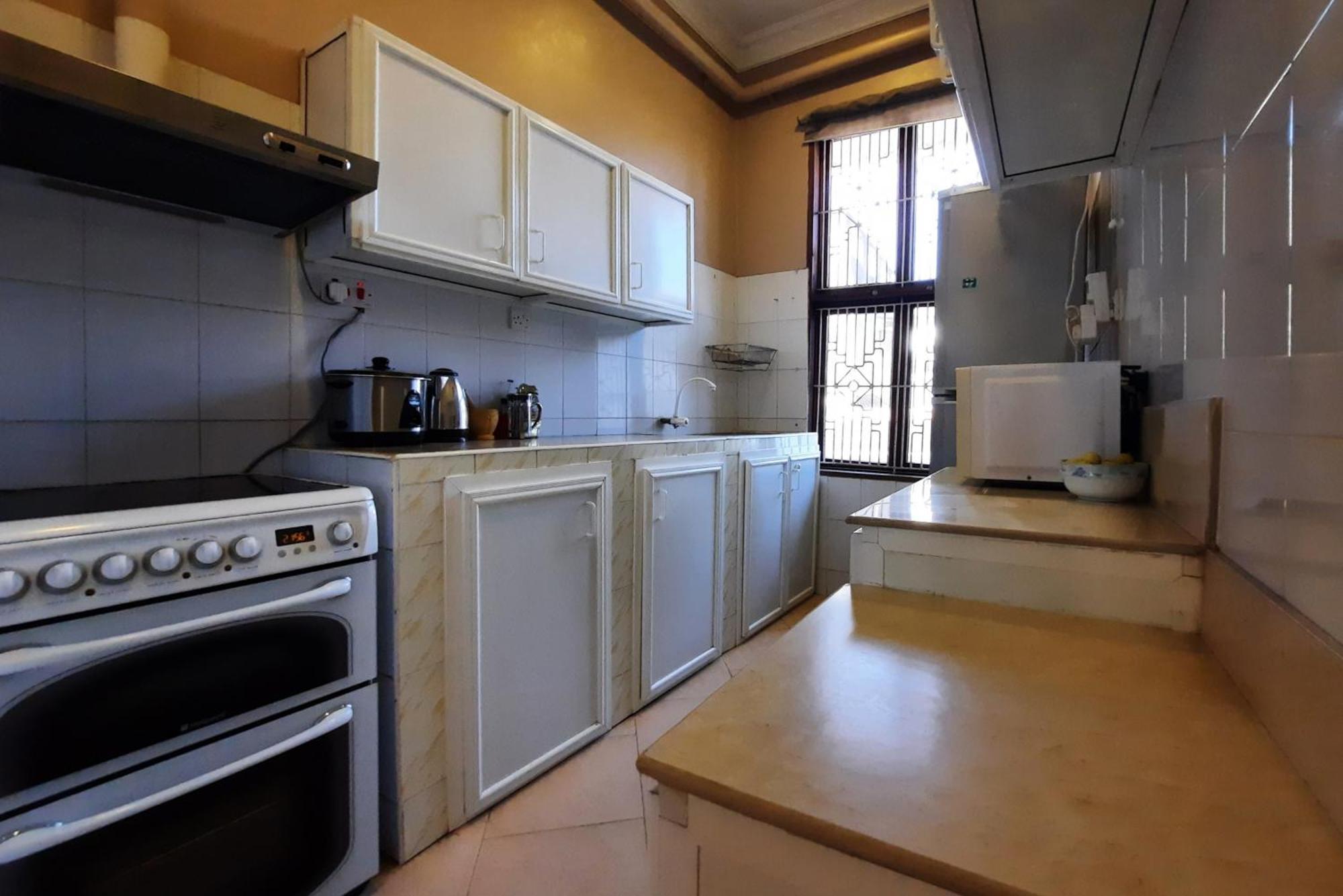 Modern In Stone Town Apartment *
