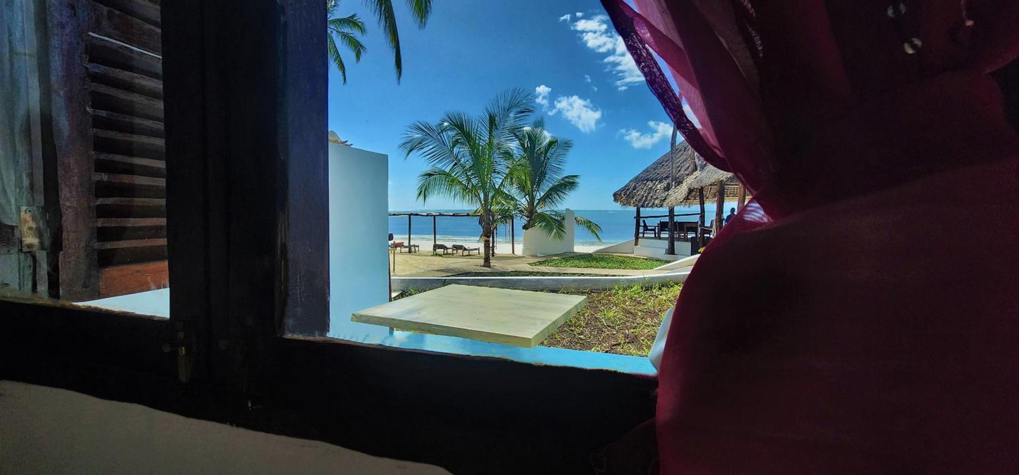 Nautilus Boutique Hotel Uroa