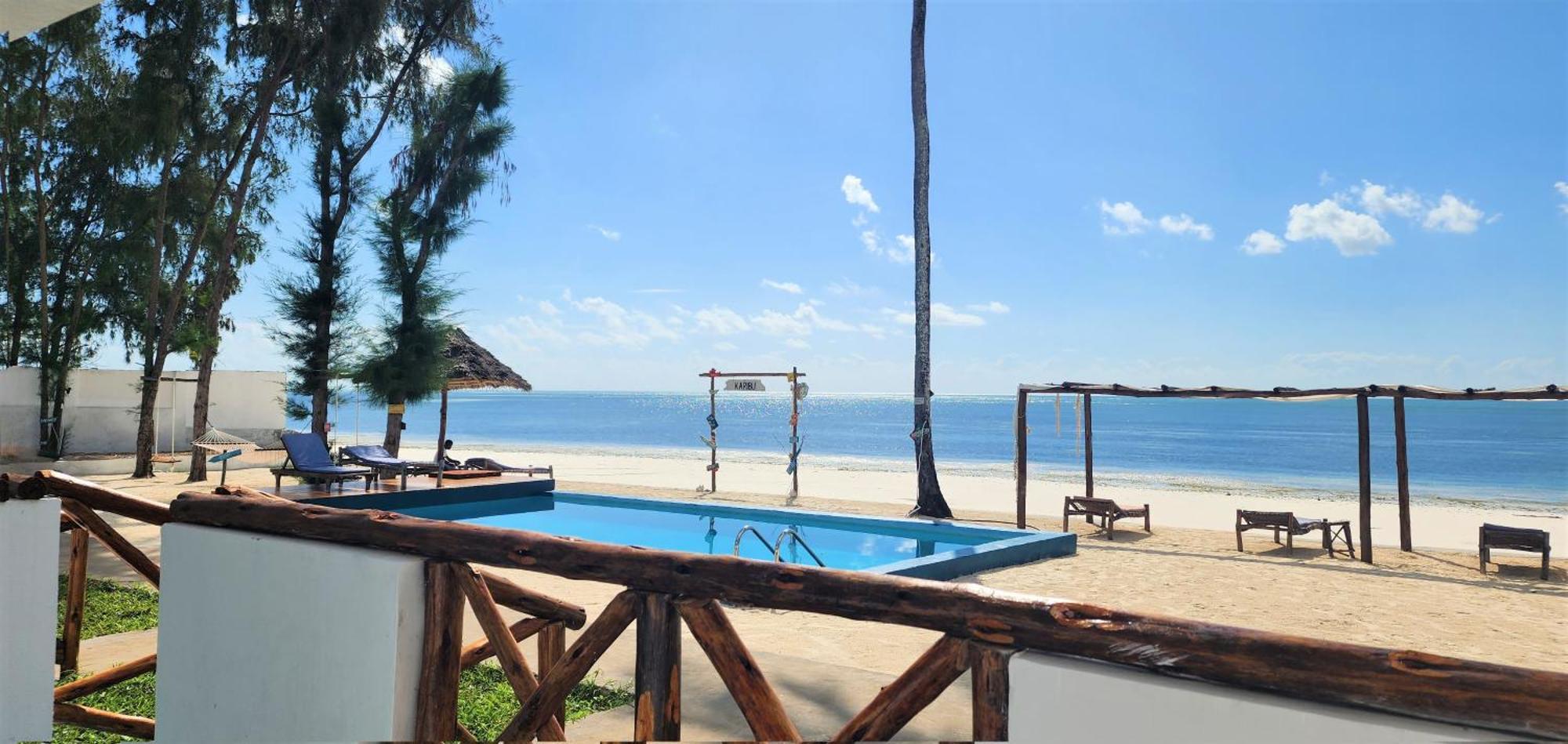 Nautilus Boutique 4*