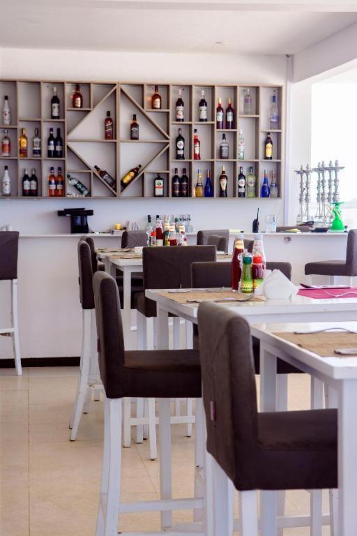 Sunseabar 4* Kendwa