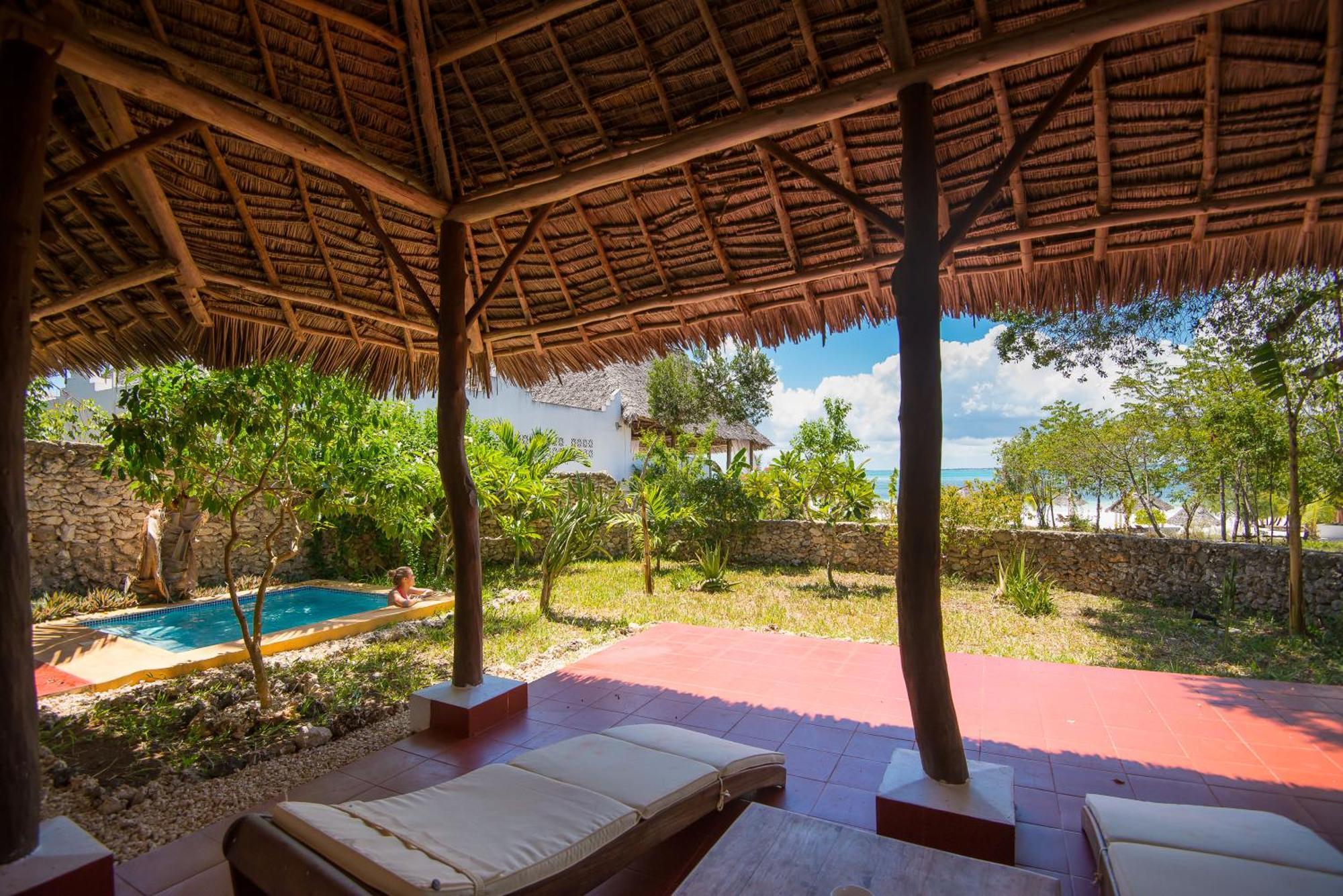 Konokono And Isaraya Luxury Overwater Resort Michamvi Kae