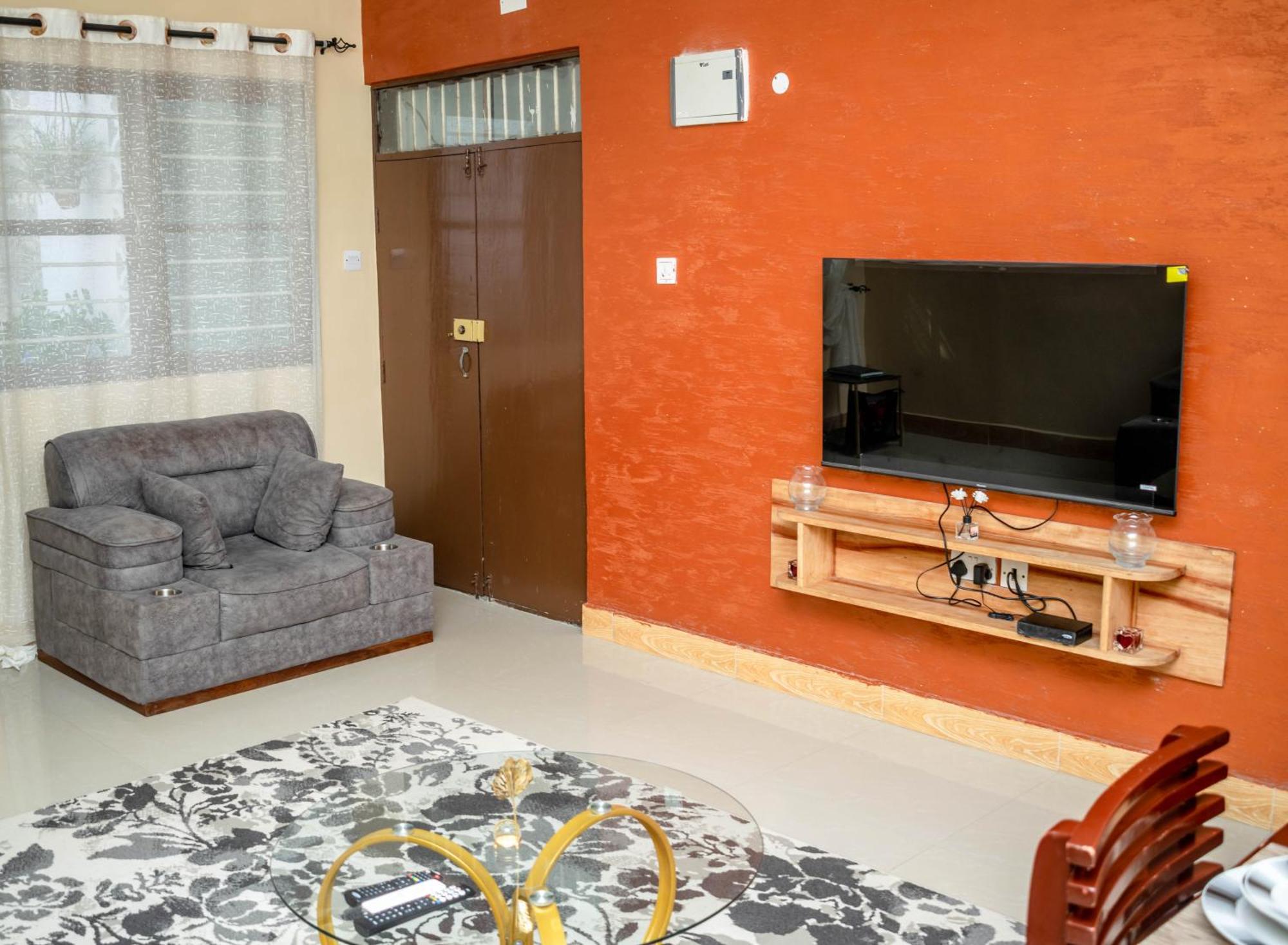 Apartment Malaika 2 Bedroom *