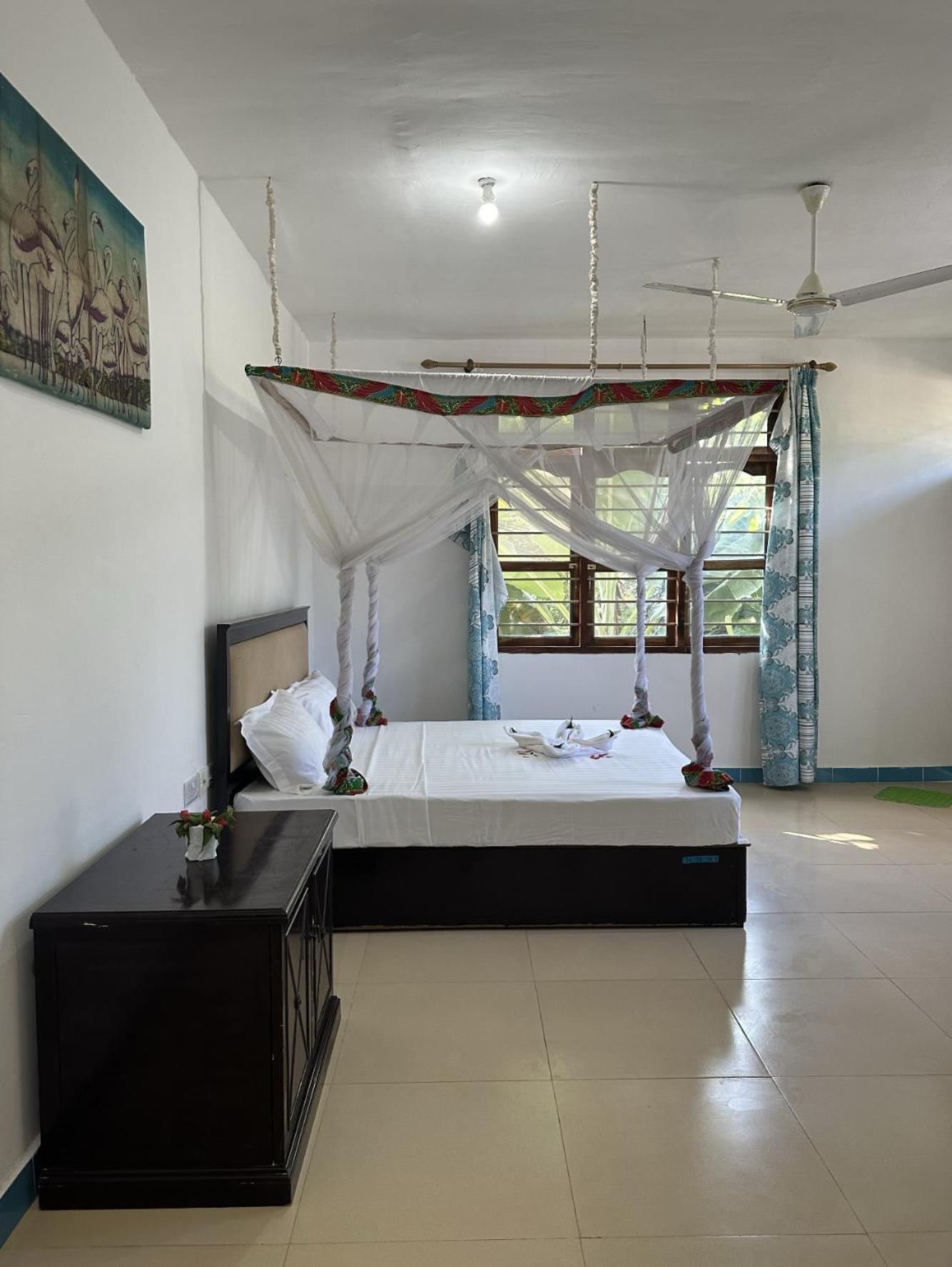 Hotel Khadija Kiwengwa 3*