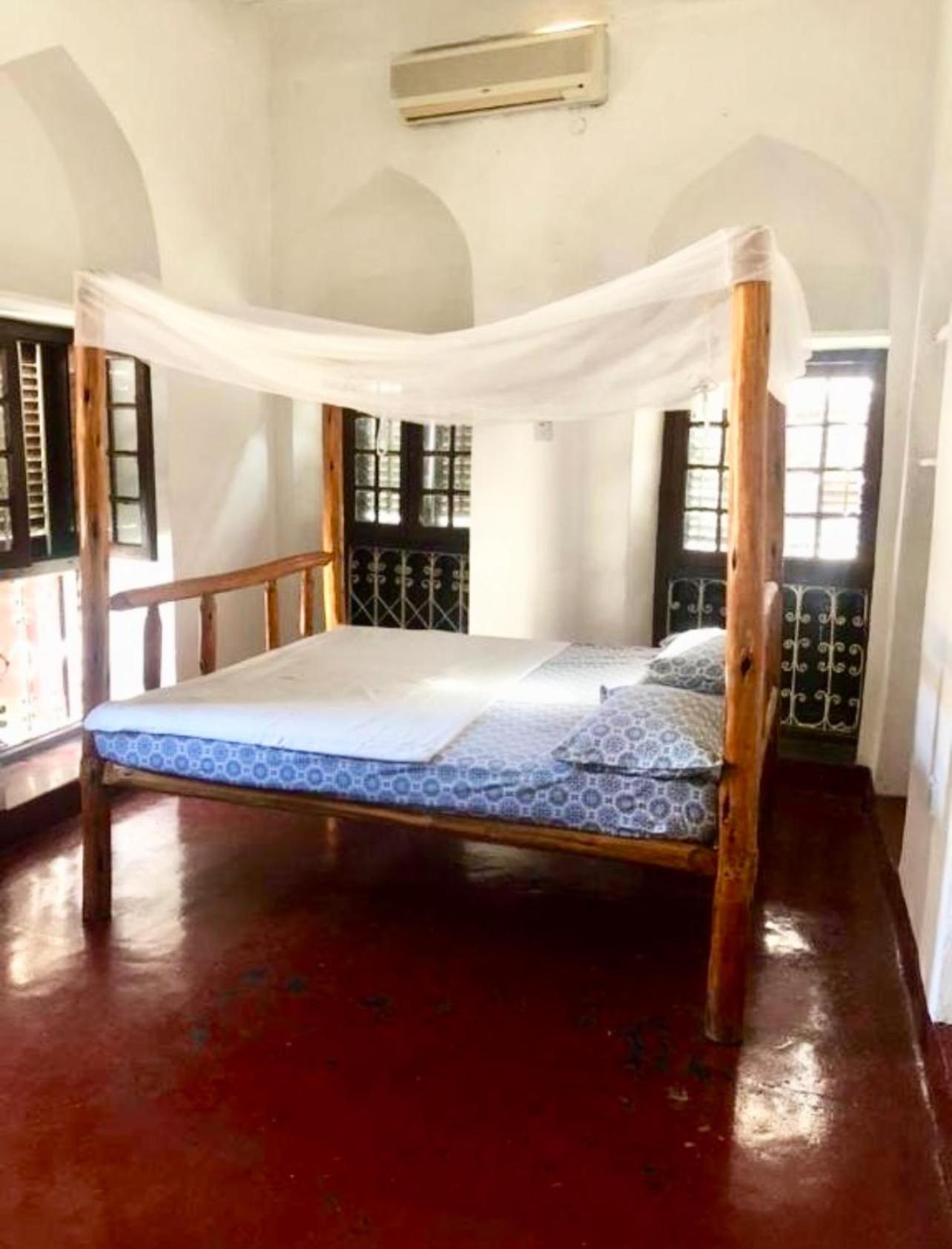 Guest house Uko Uko House *