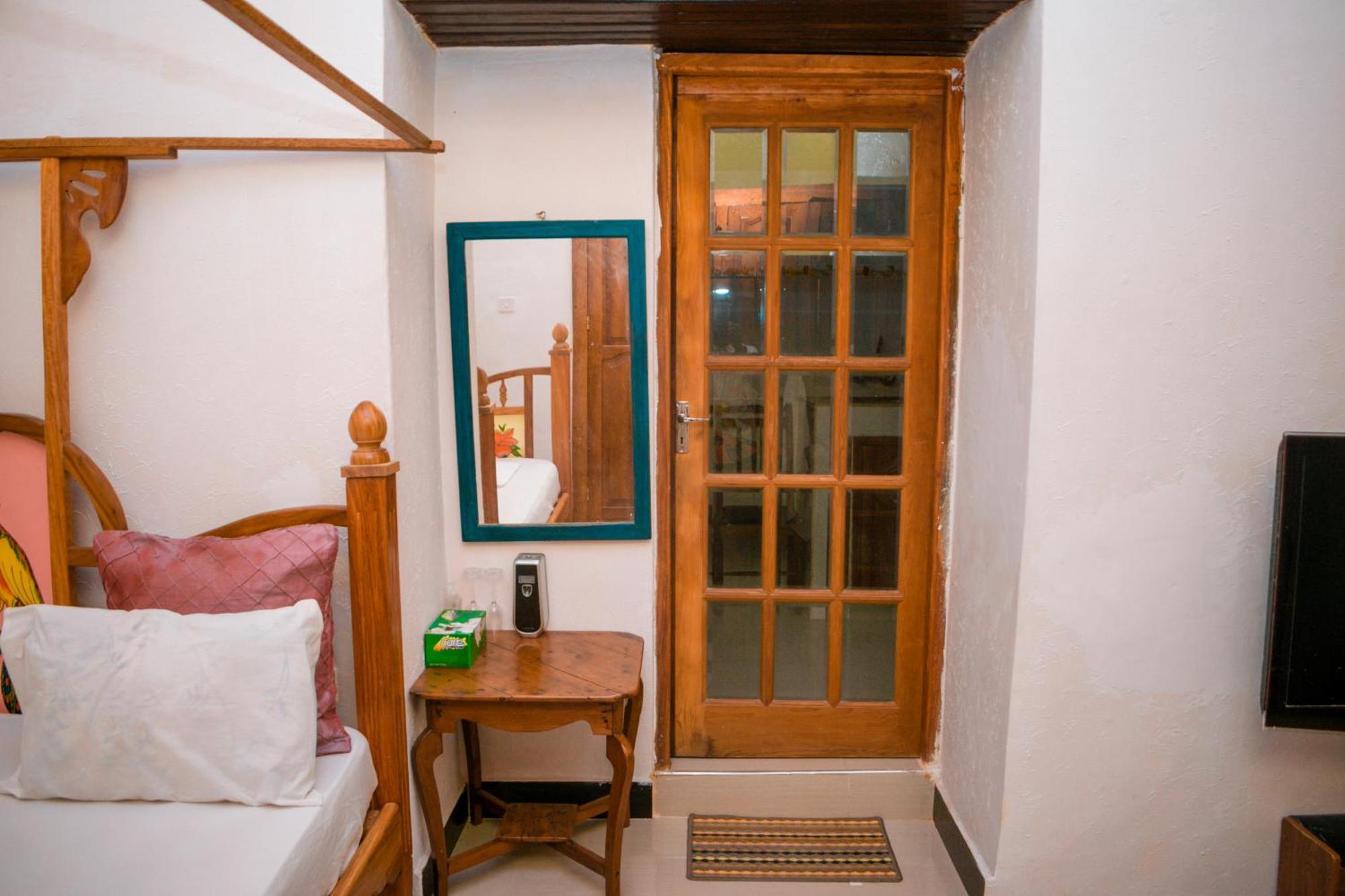 Stone Town Studio One Bed Close To Everything Appartement *