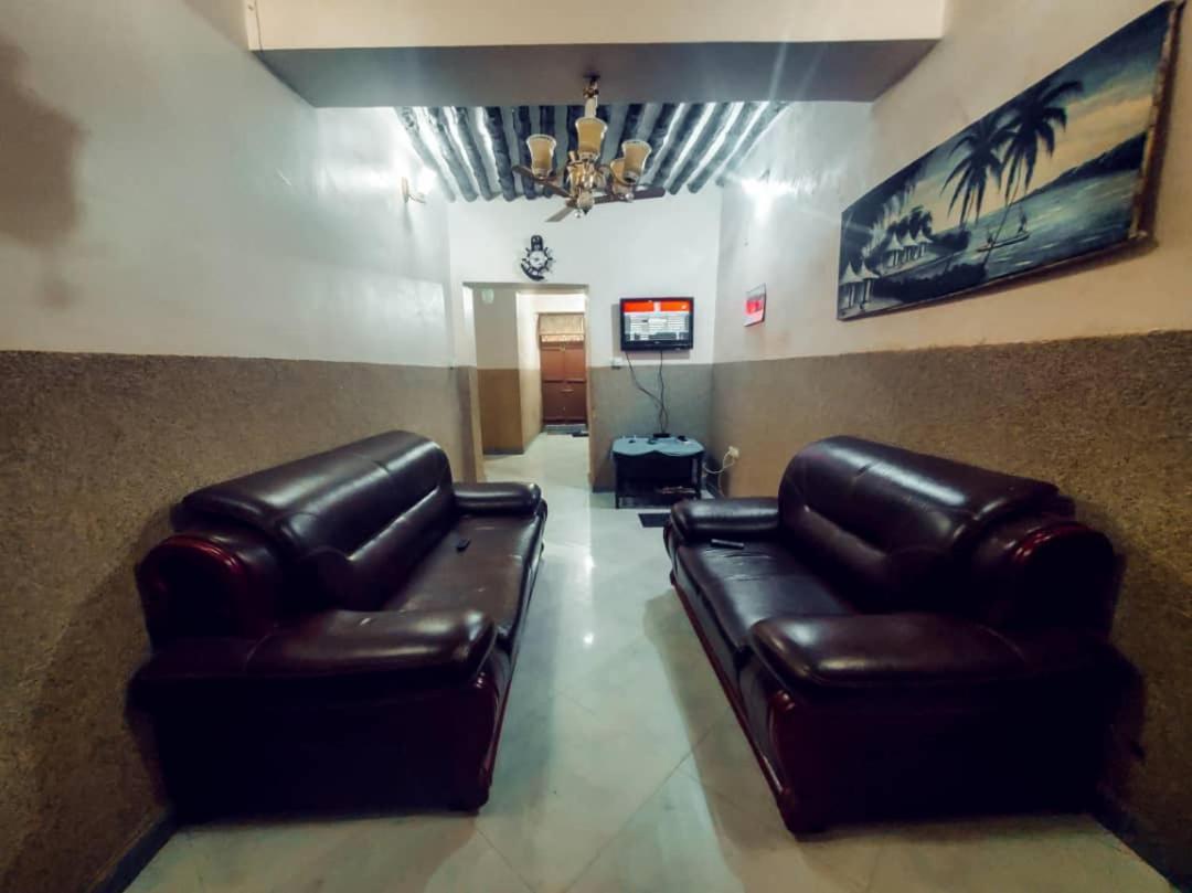 Mambo House Guest house