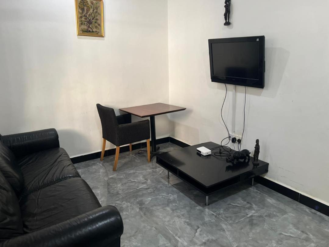 Shamanice & Apartment
