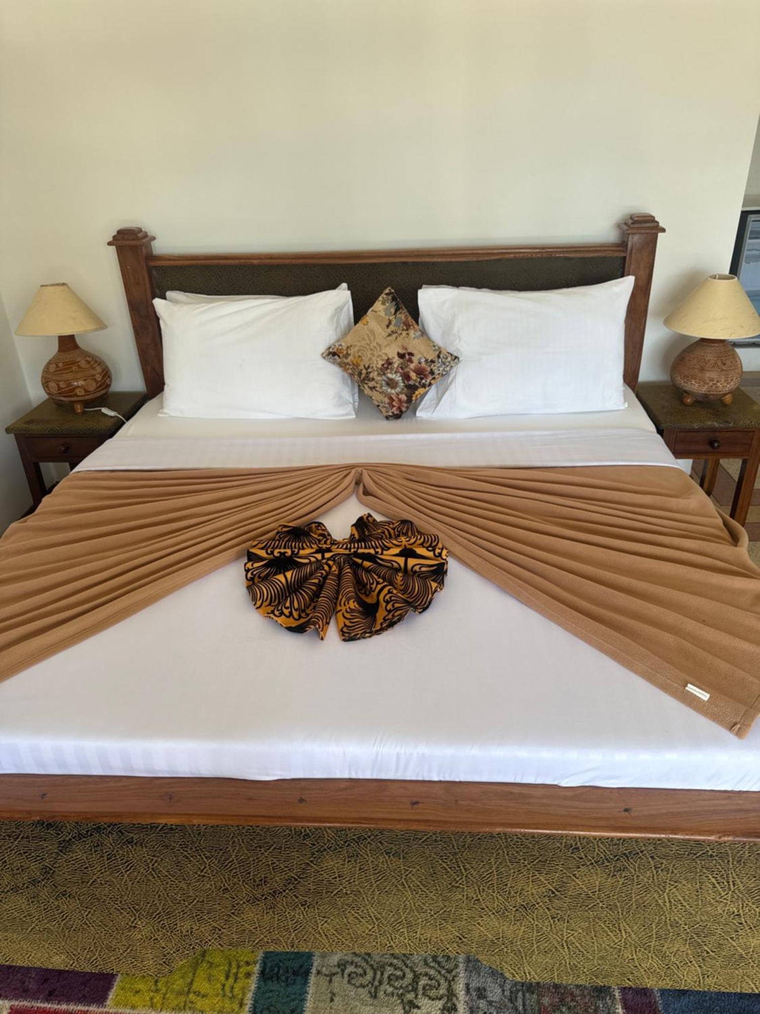 Resort Zanzinite *