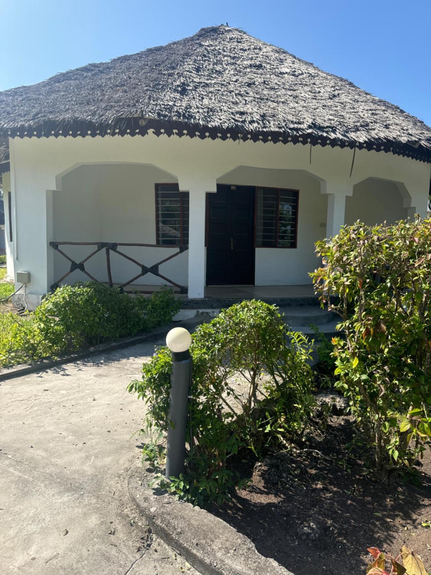 Zanzinite Resort Zanzibar