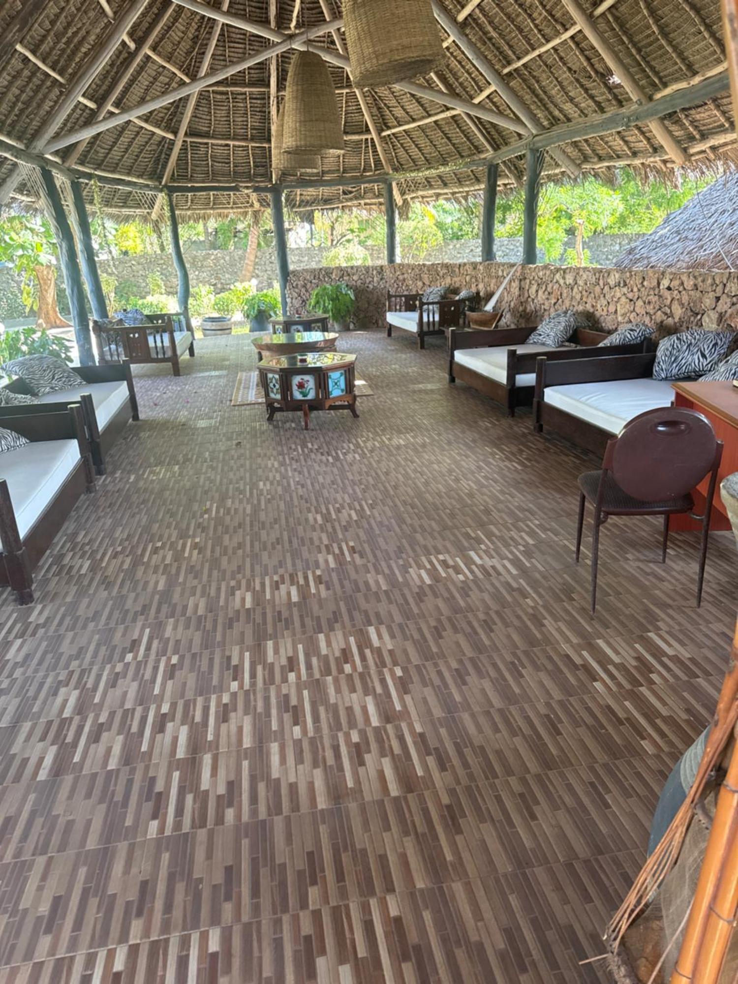 Zanzinite * Zanzibar