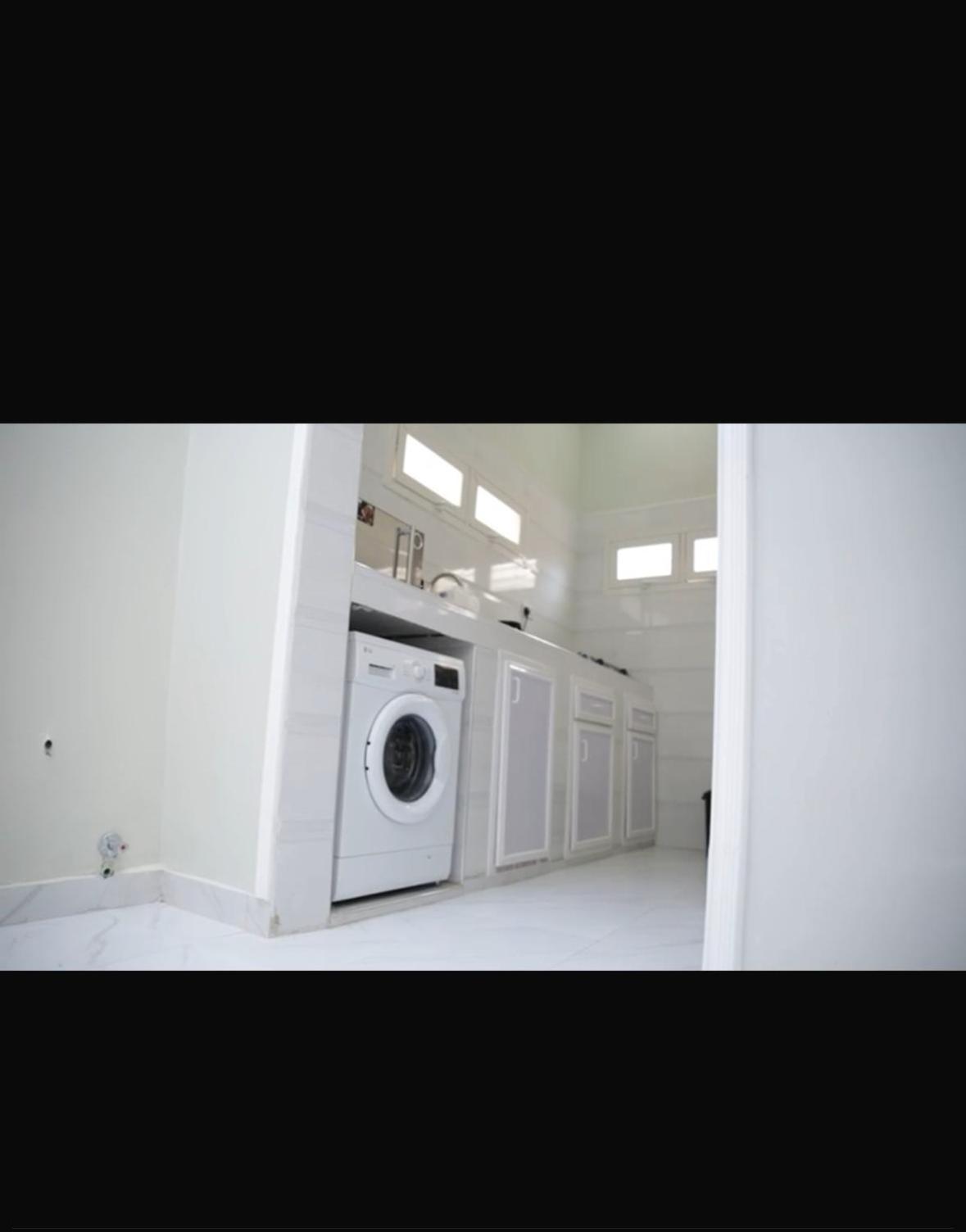 Kkj House