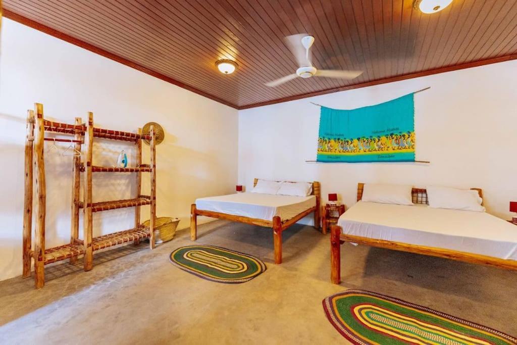Apartment Gallery At Trains House *