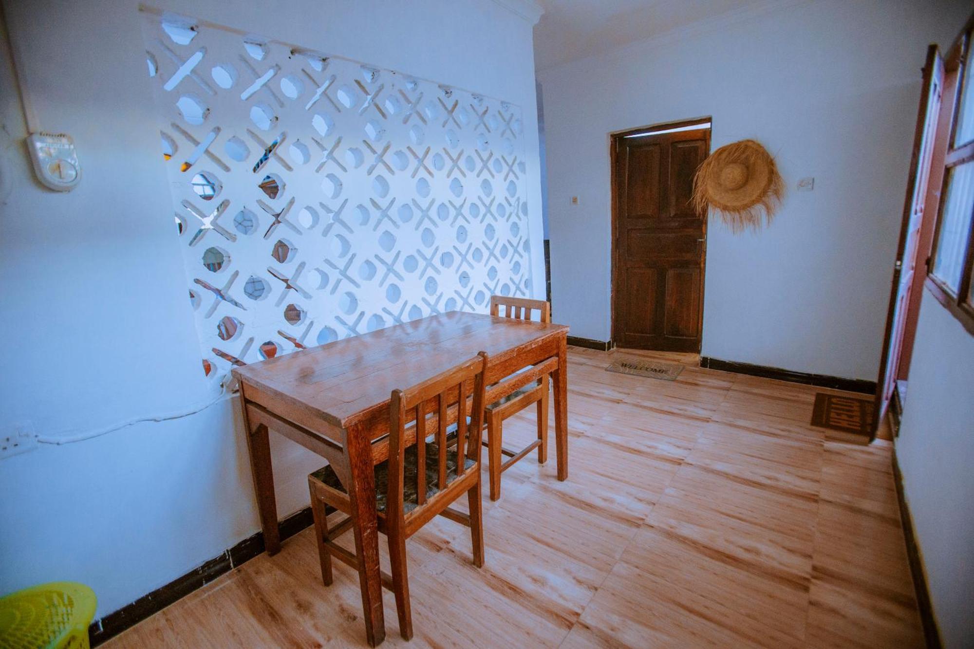 Waiz Designer