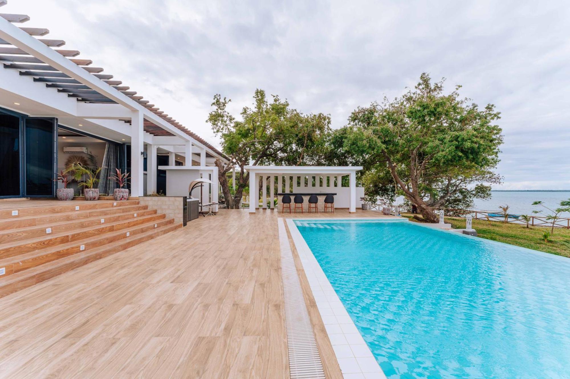 Blue Ocean & Residences Hotel 4*