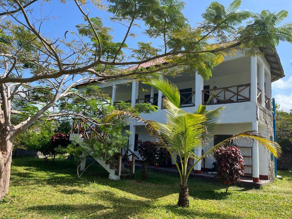 Msafiri House *