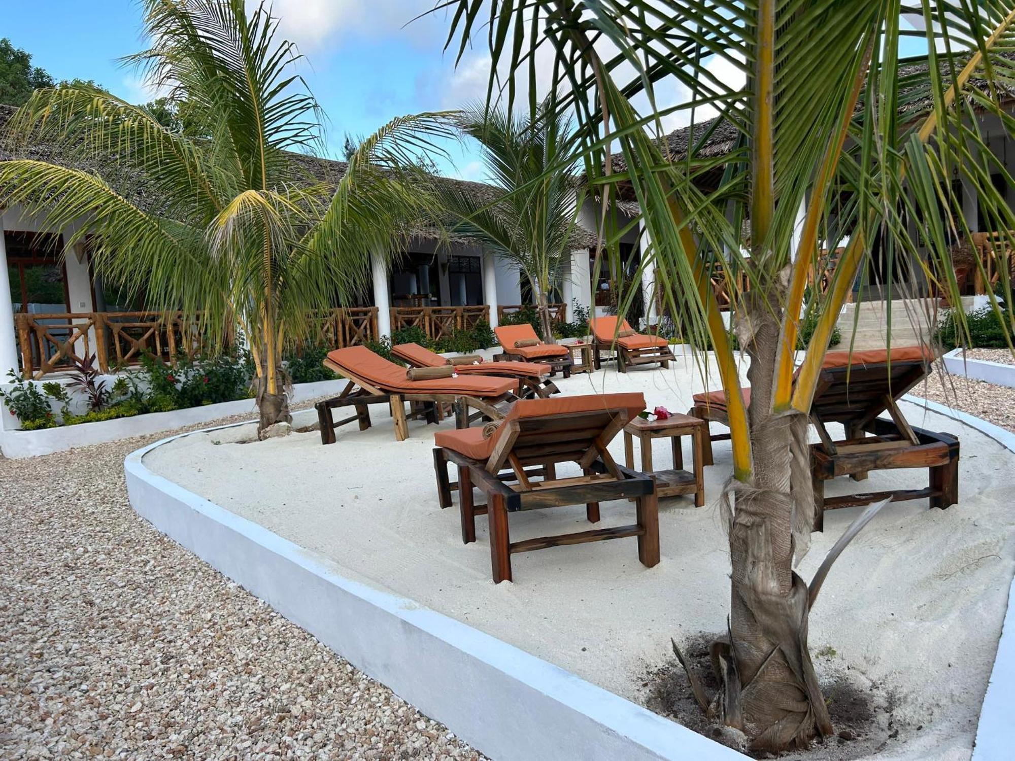 M&m Hotel Zanzibar