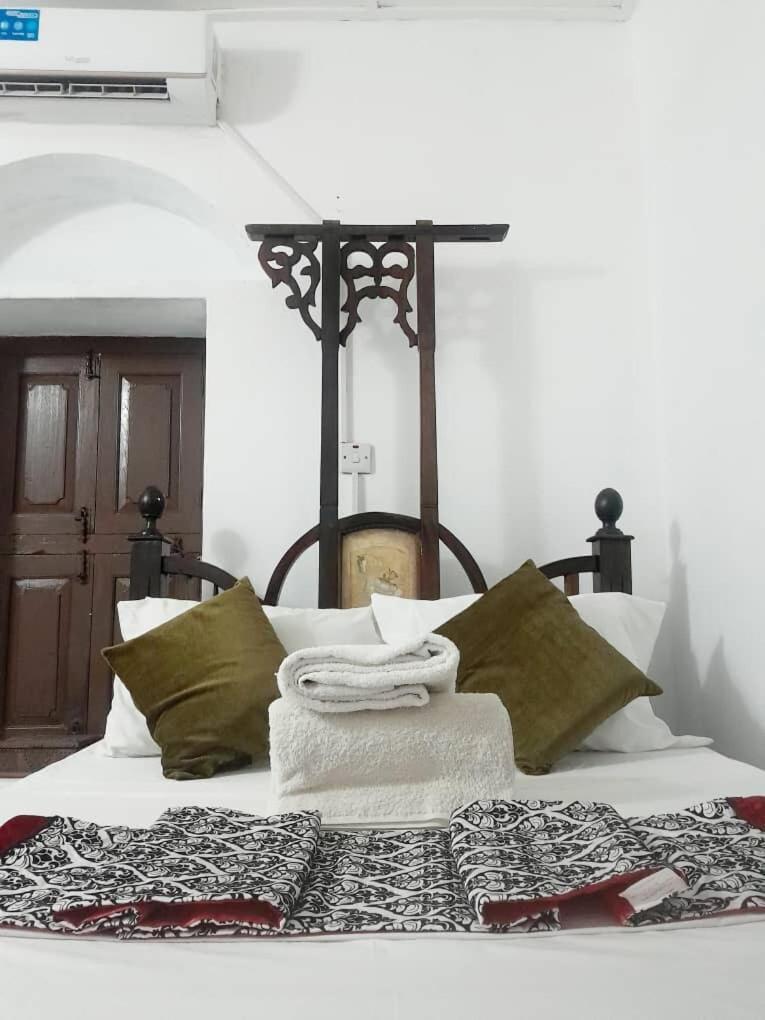 Gian Stone Town With Wi-fi By Monalisa *