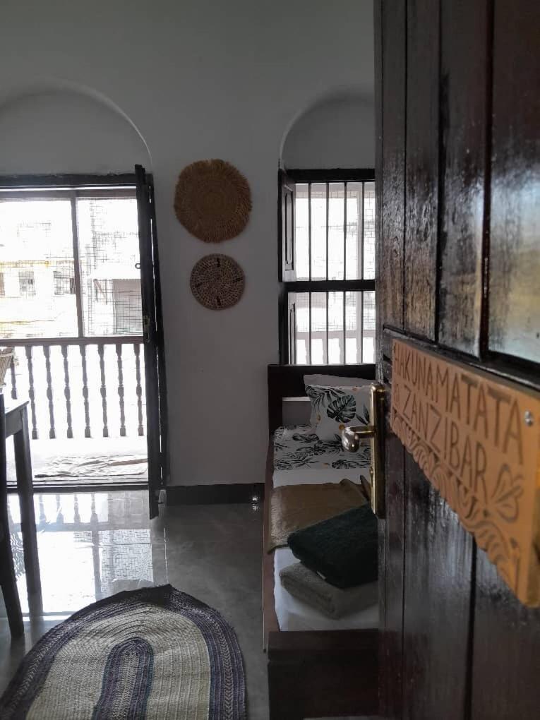 Gian Stone Town With Wi-fi By Monalisa