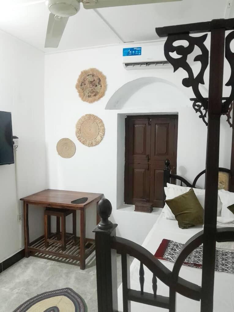 Gian Stone Town With Wi-fi By Monalisa *