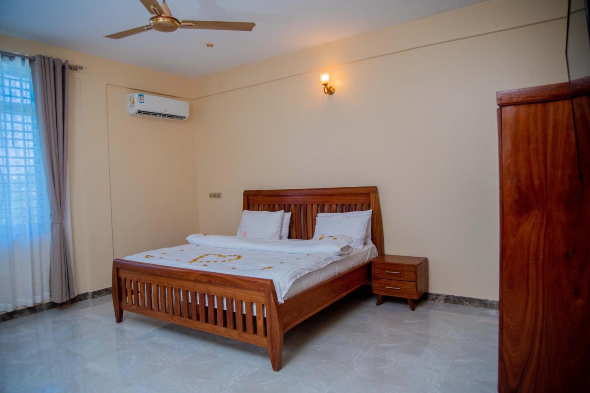 Ais Apartment