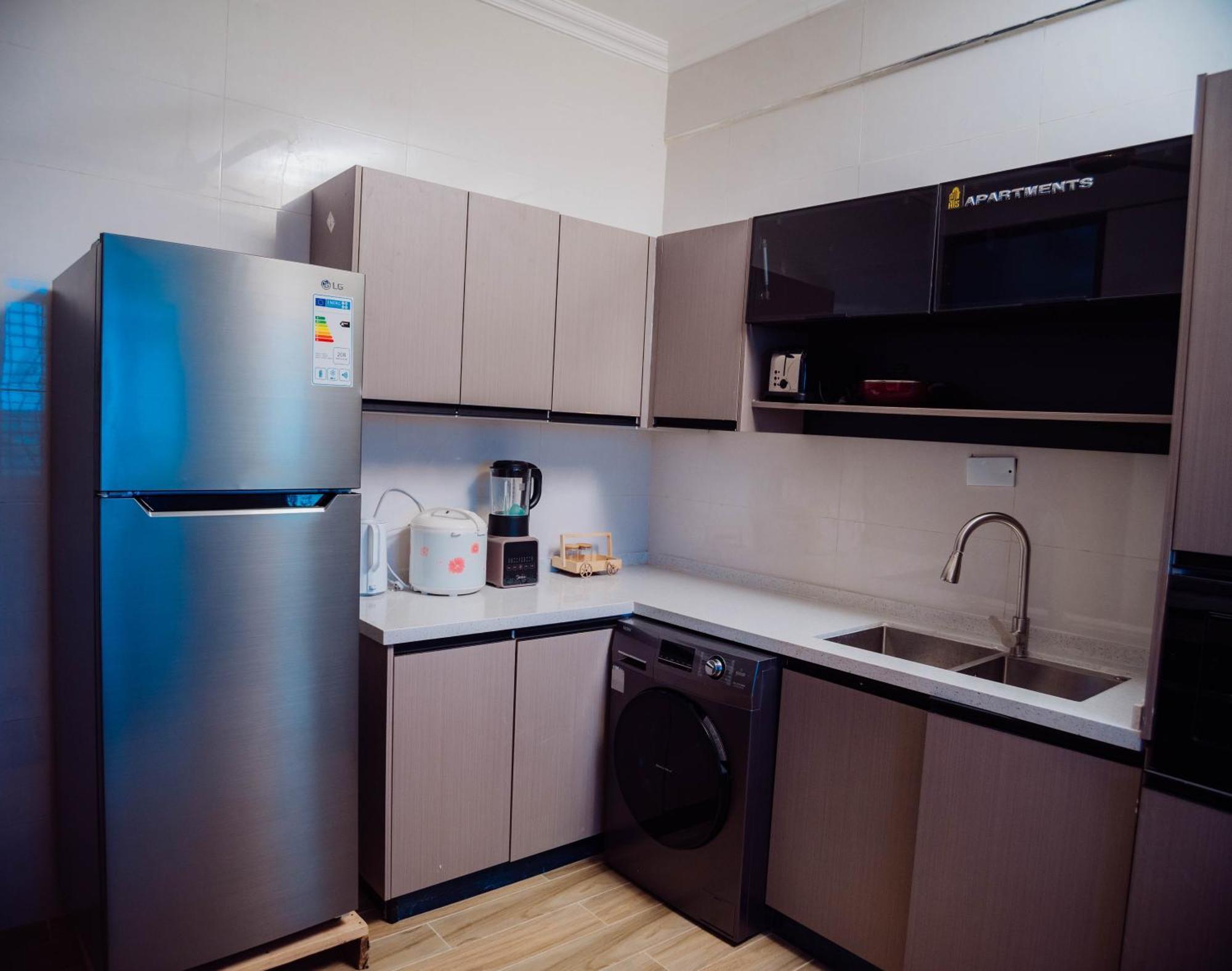 Ais Apartment *