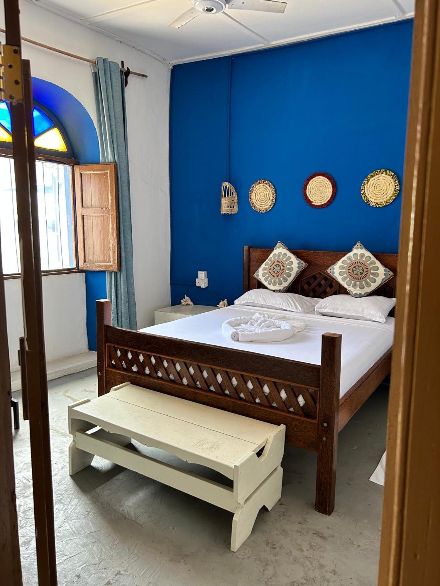 Hotel Habari House 3*