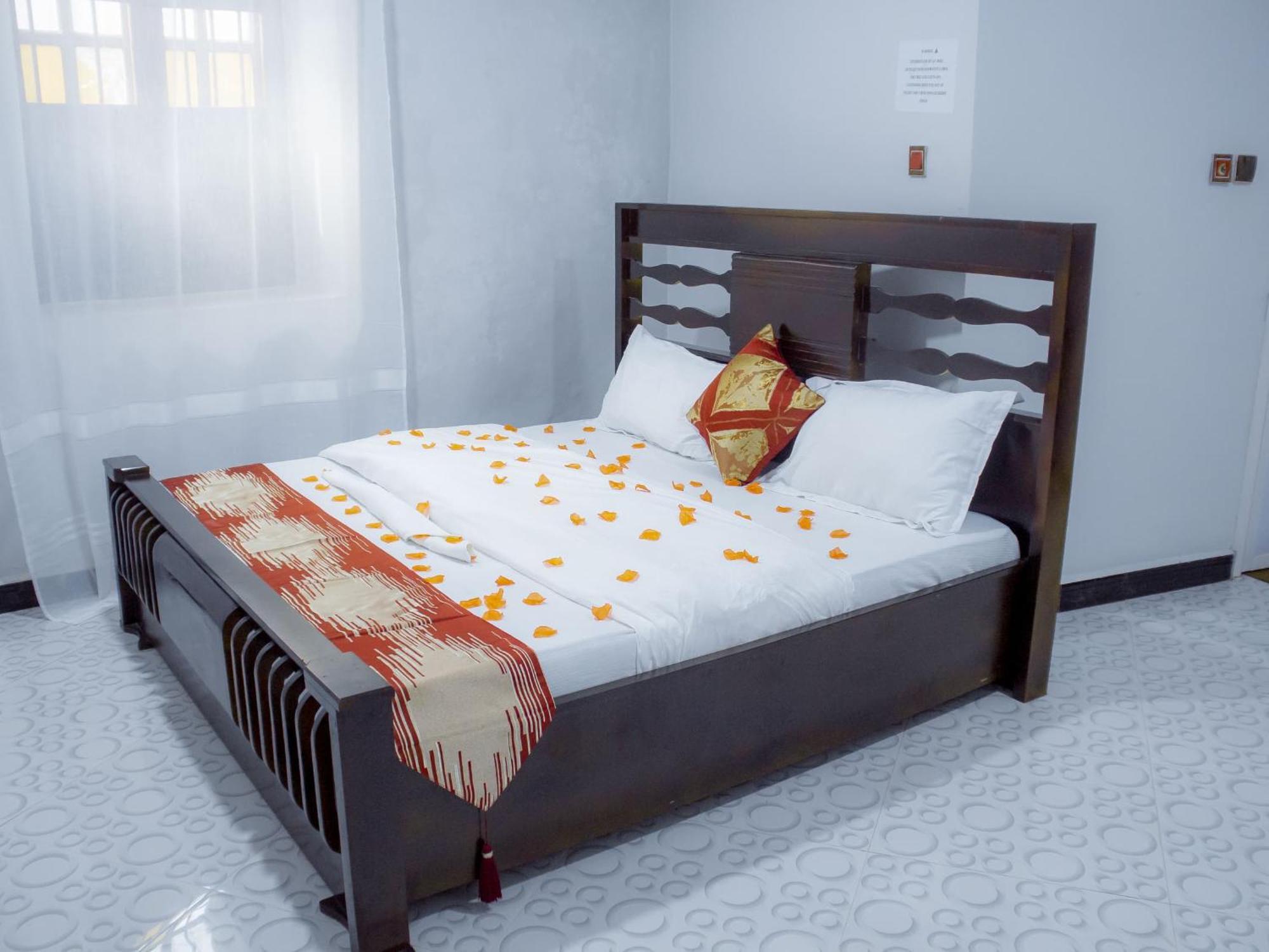 Hotel Fahari Urban Retreat *
