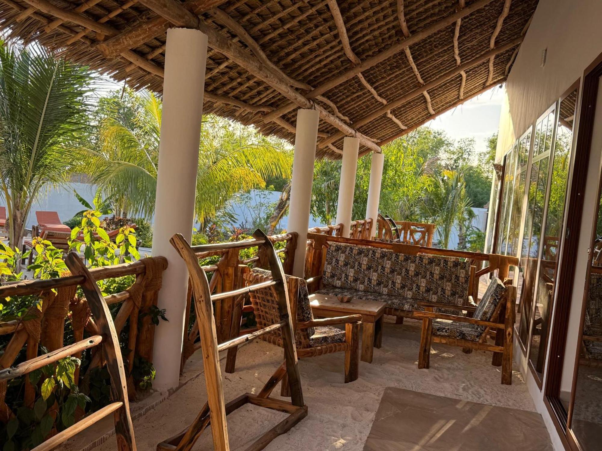 M&m Hotel Zanzibar