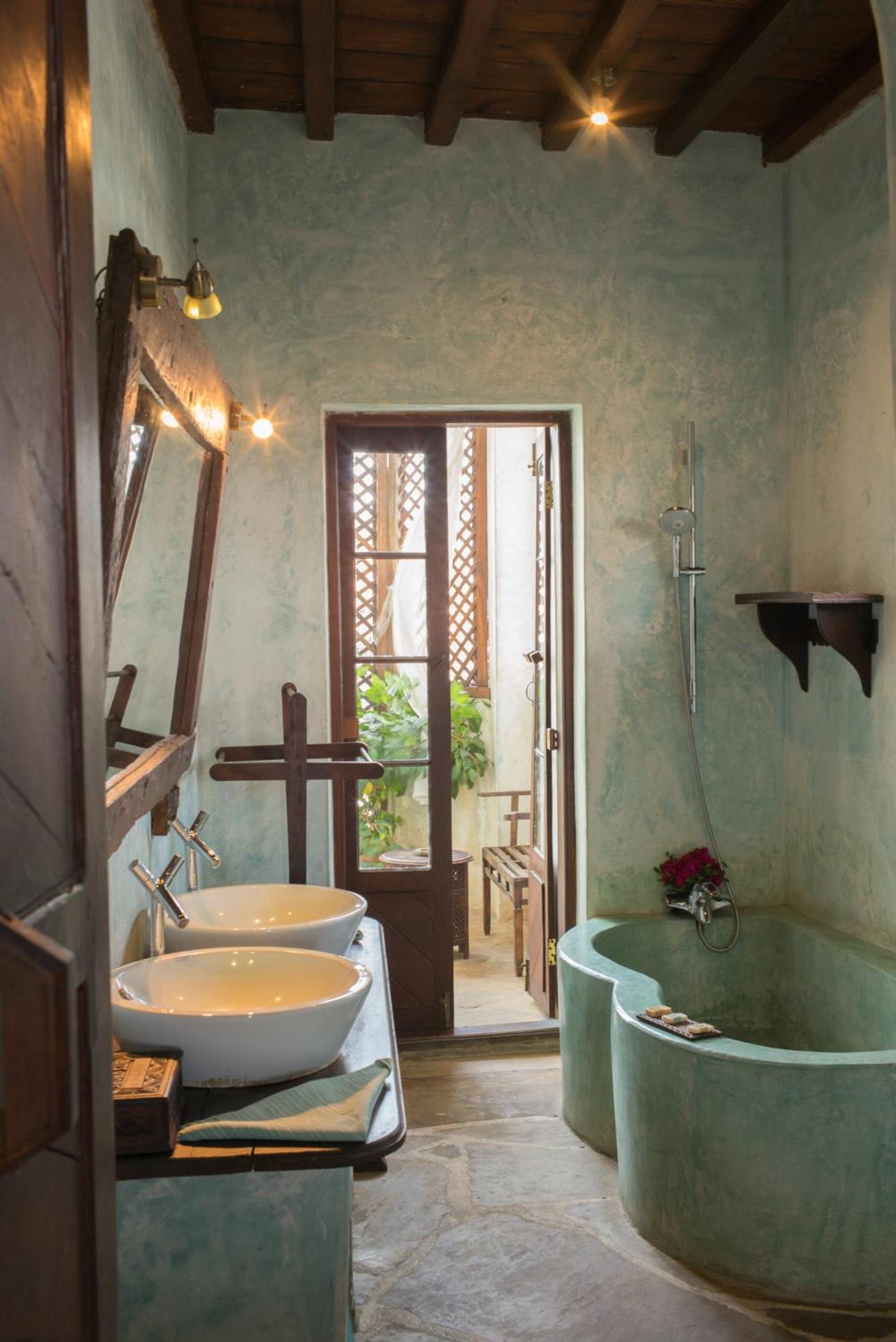 Emerson Spice * Zanzibar