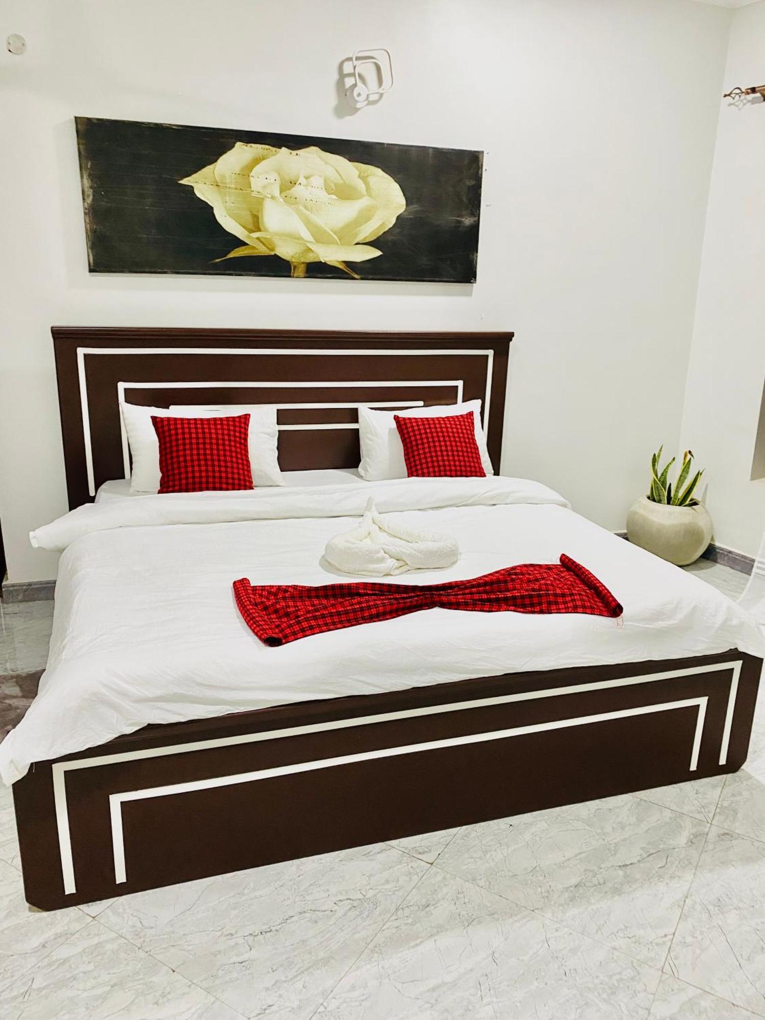 Hotel Fahari Urban Retreat