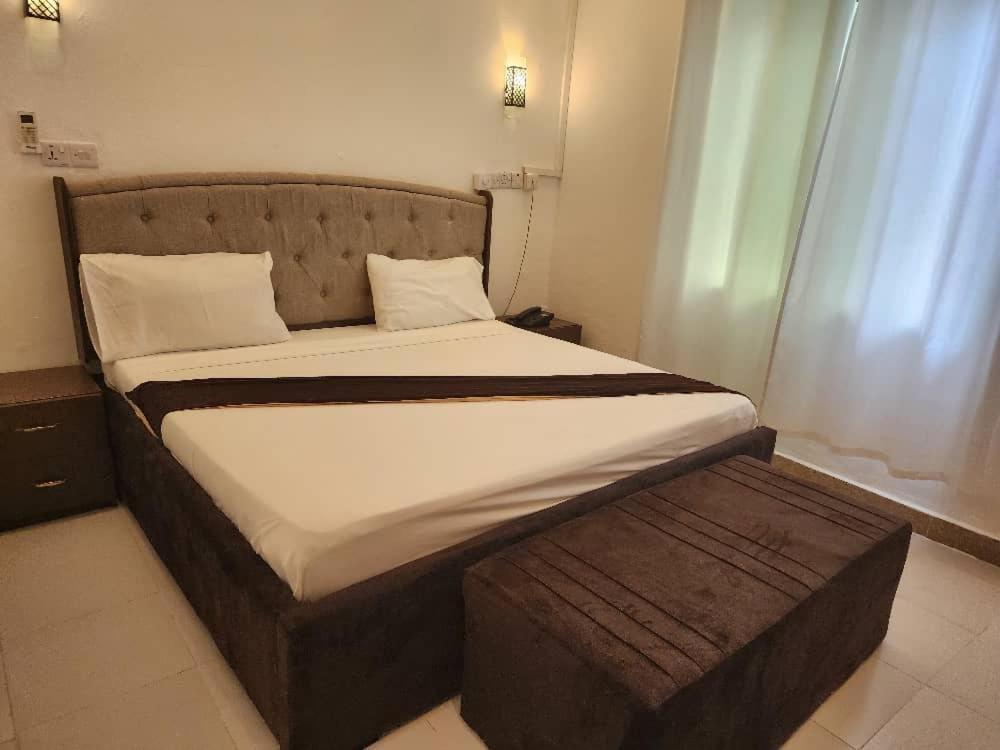 Hotel Sunseabar