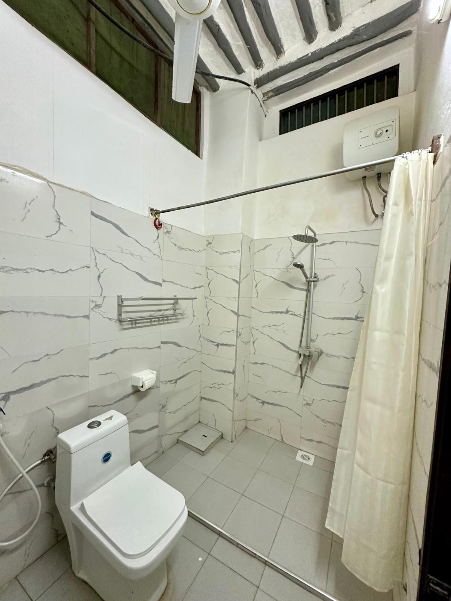 Apartment Sweet Dream House *
