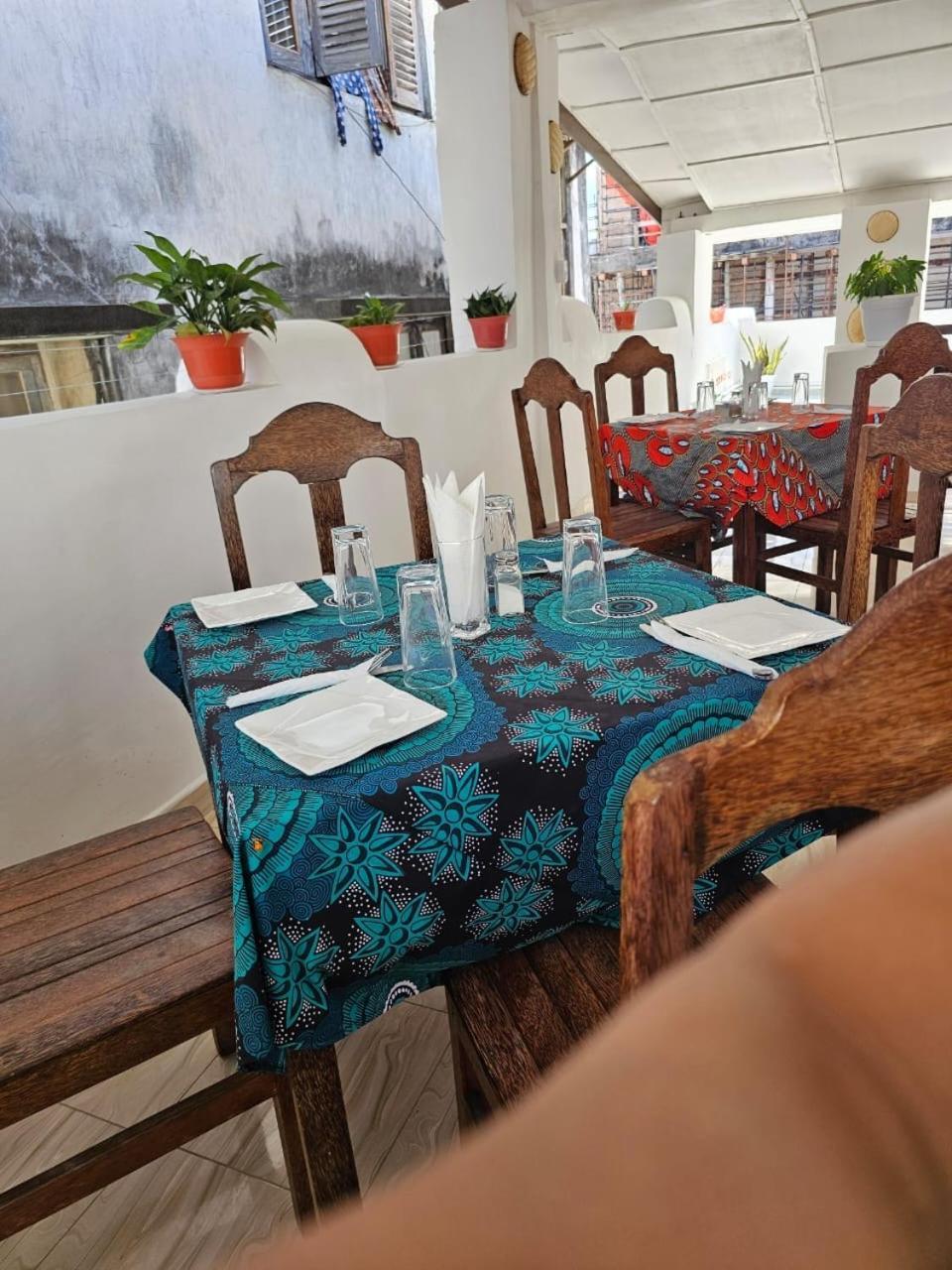 Hotel Vivi Cafe