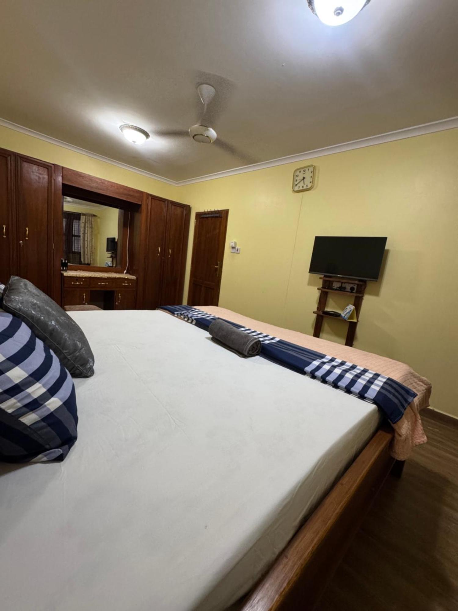 Apartment Sweet Dream House