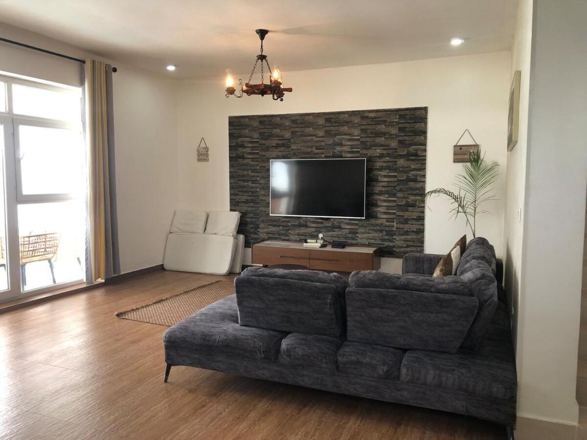 Apartment Semi-detached *