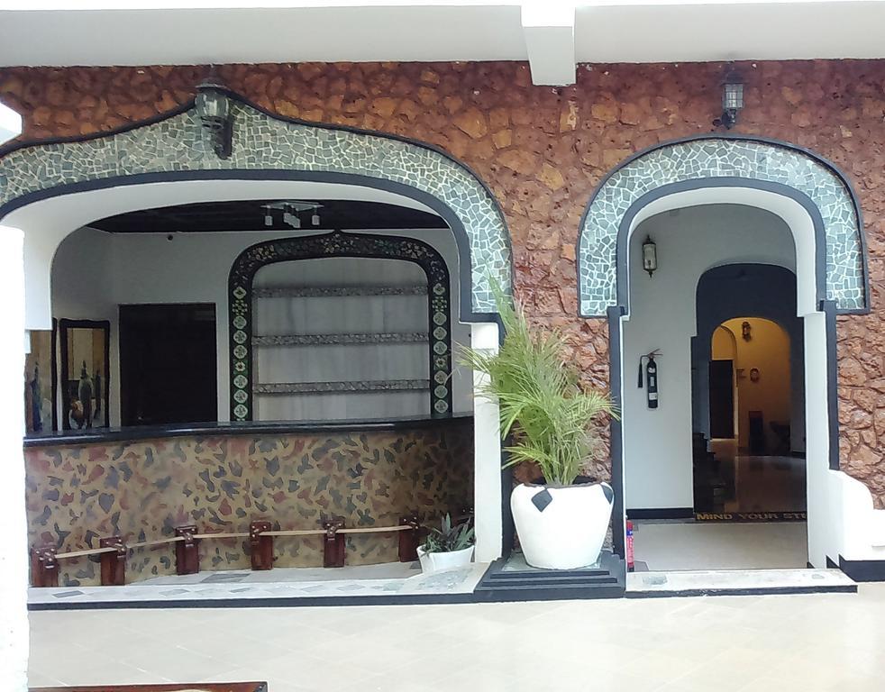 Tausi Palace Hotel