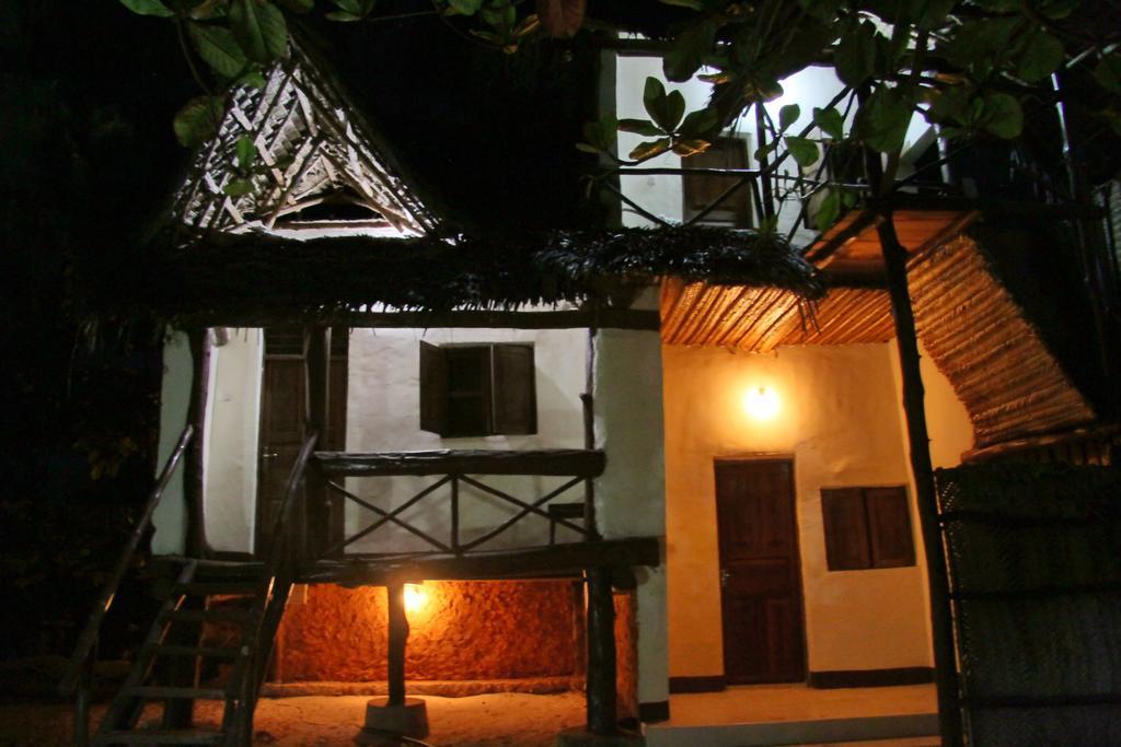 Guest house Kajibange Bar And Zanzibar