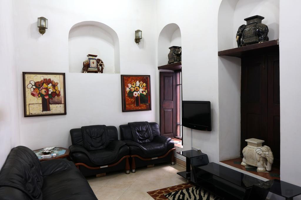 Hotel Tausi Palace 4*