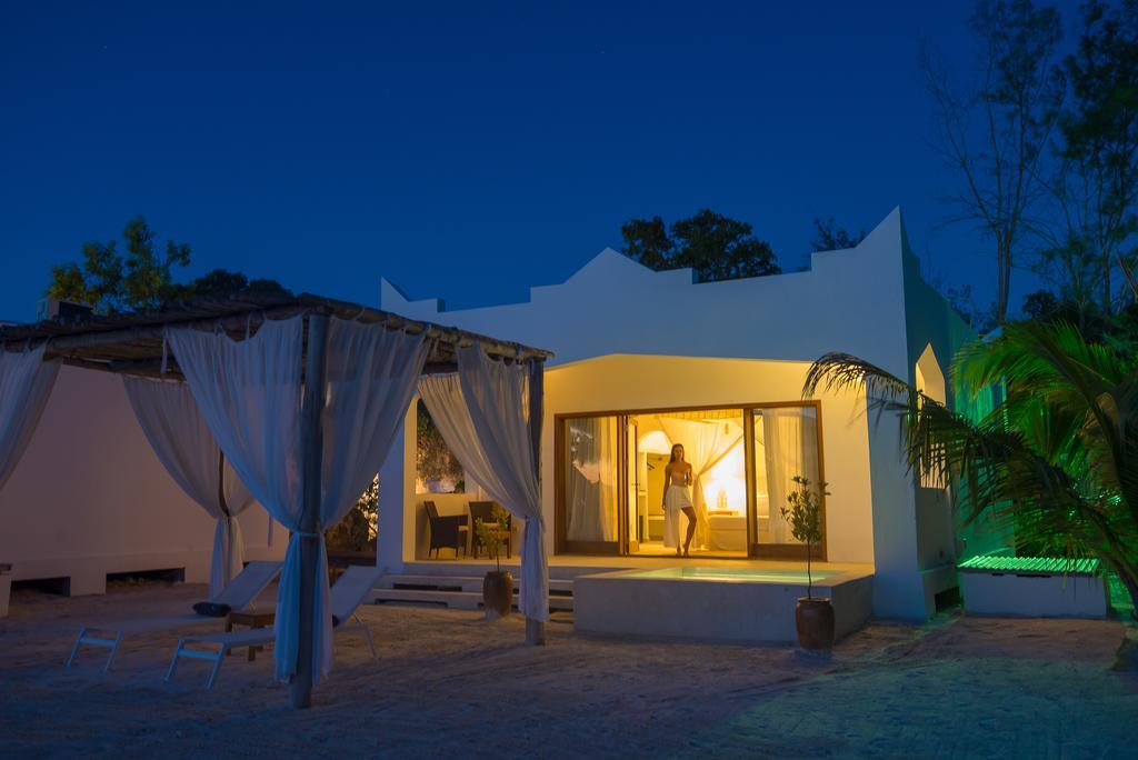Konokono And Isaraya Luxury Overwater Resort
