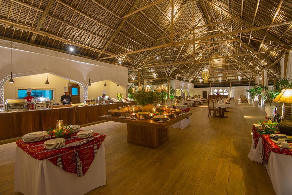 Konokono And Isaraya Luxury Overwater 5* Michamvi Kae