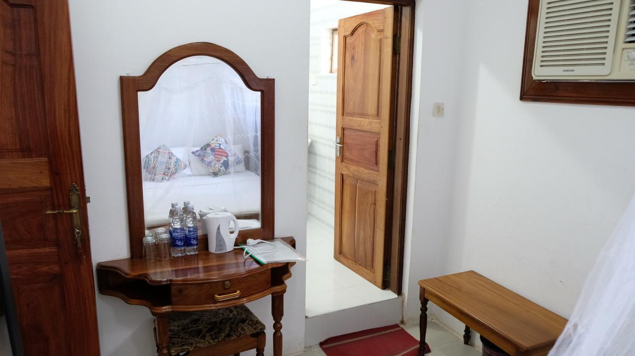 Hotel Shangani 3*