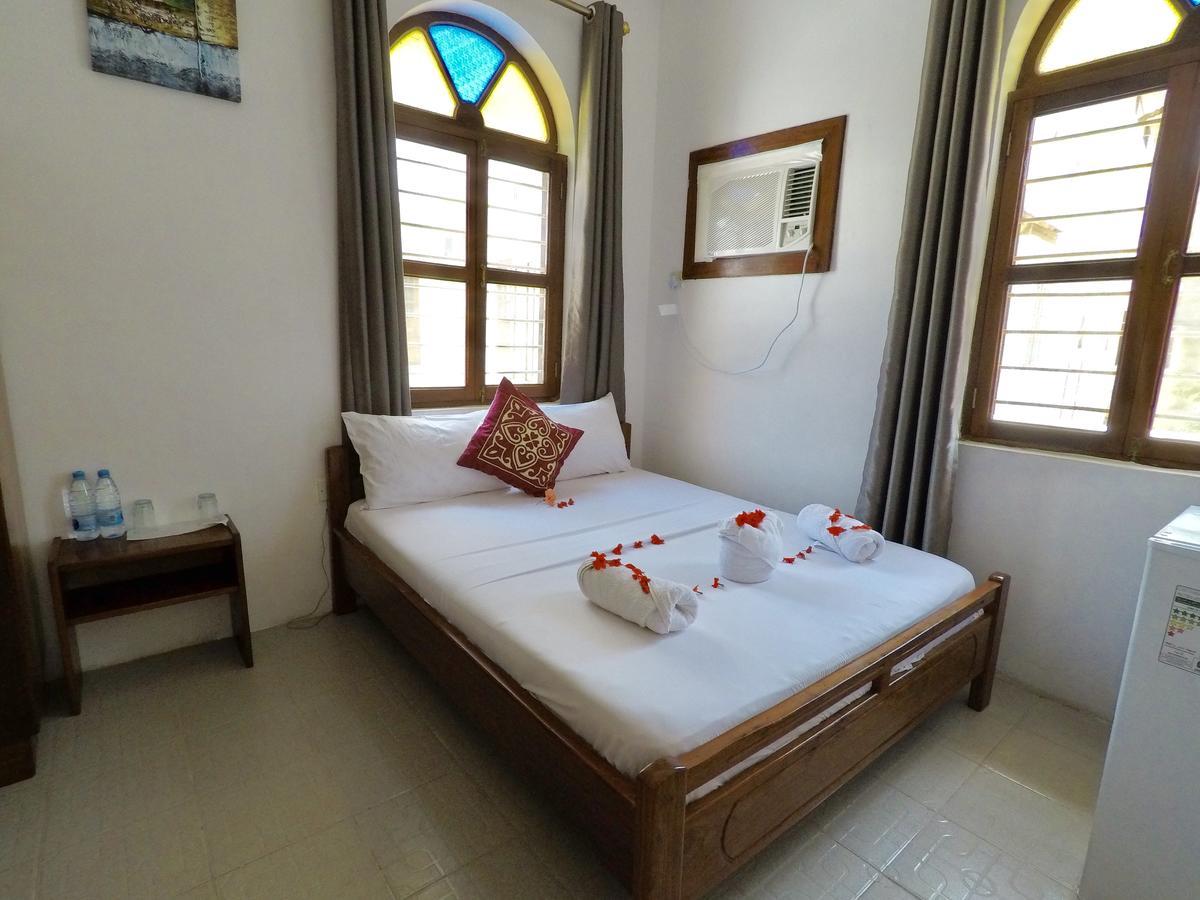 Shangani Hotel