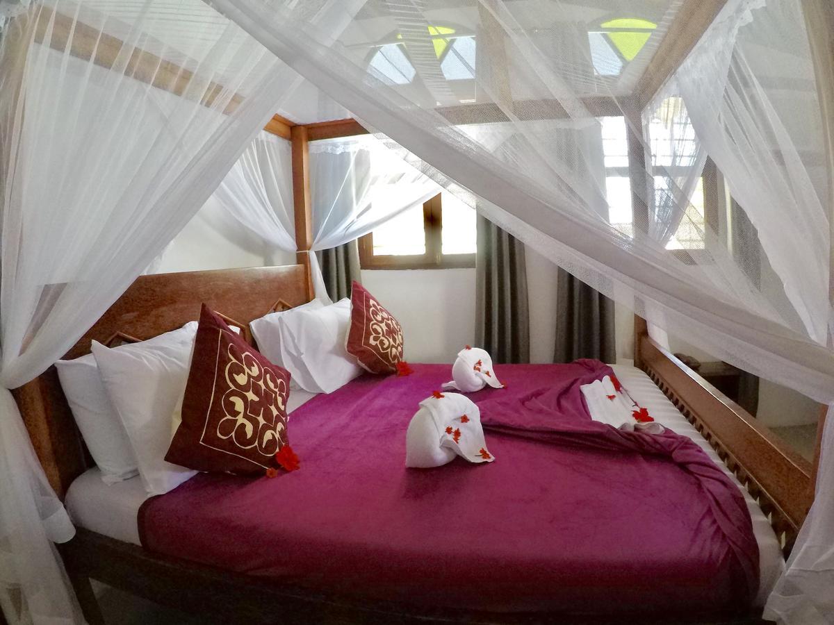 Shangani Hotel