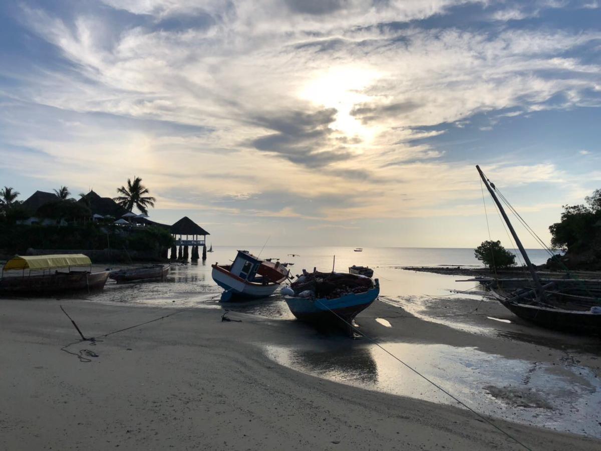 Ngalawa Hotel And Resort Resort
