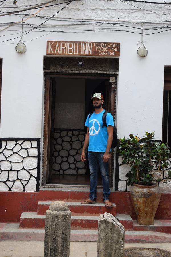 Karibu Inn *