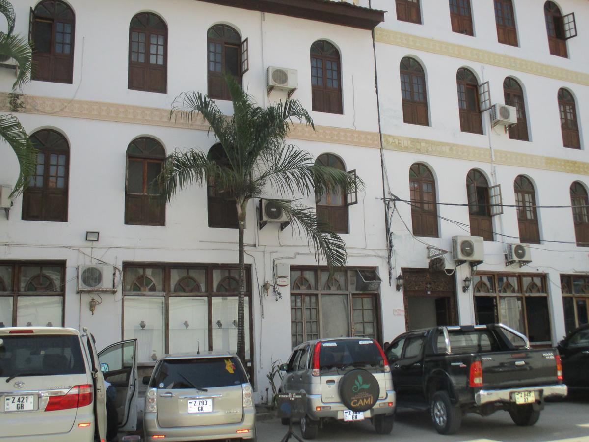 Abuso 3* Zanzibar