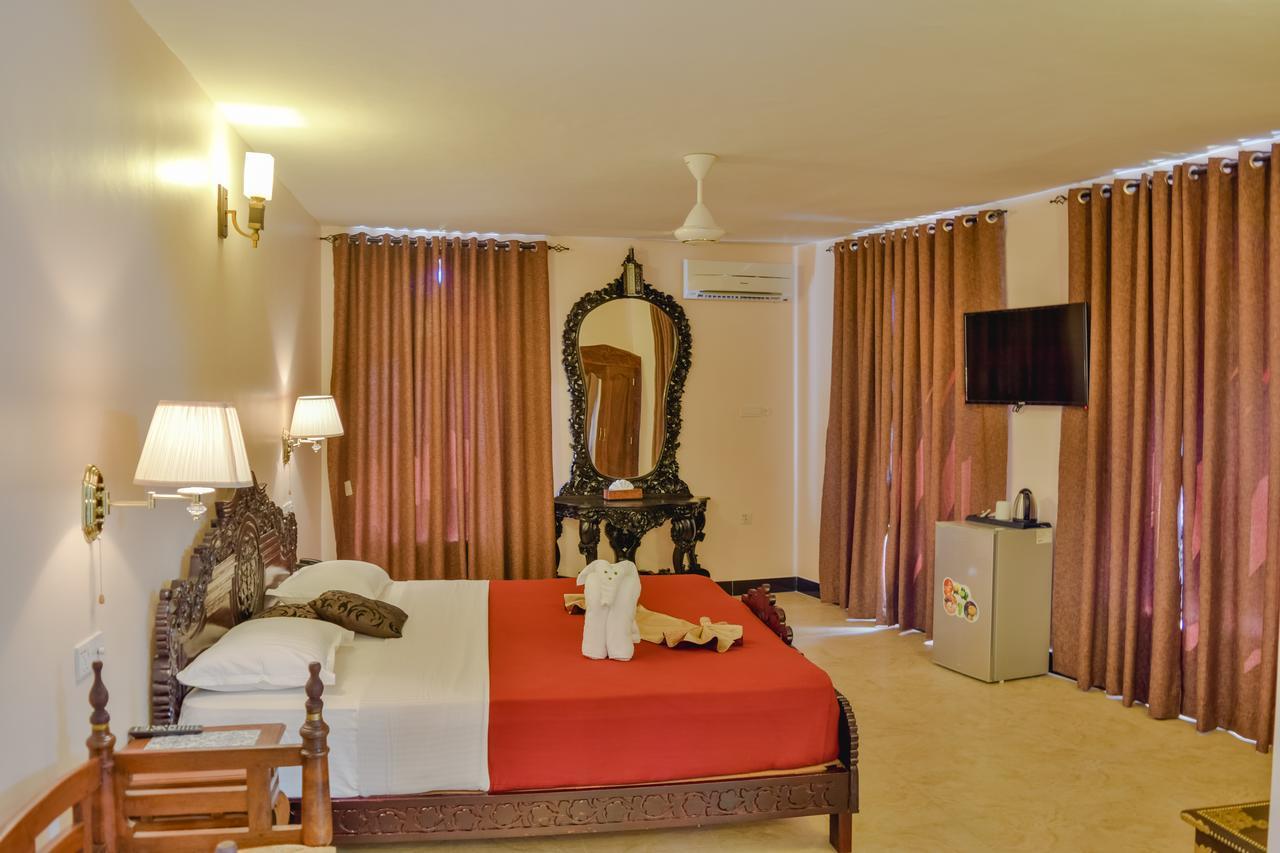 Hotel Tembo House 4*