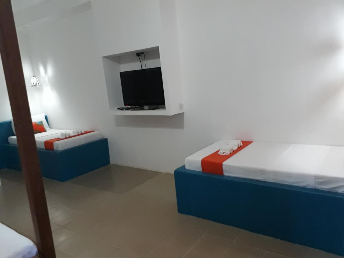 27 Cafe Airport Hotel 3*