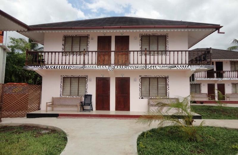 Kitete Beach Bungalows 2*